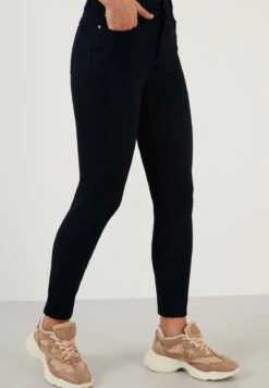 LELA Jeans Skinny Fit - Night Blue -Lela 01f0ea7c8472419ca5150c4beddada66