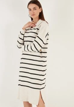 LELA Abito In Maglia - Light Stone Black 7 LELA Abito In Maglia - Light Stone Black -Lela 178b3e2245164a2792c79517f677284d