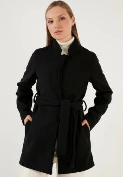 LELA Regular Fit - Cappotto Corto - Black