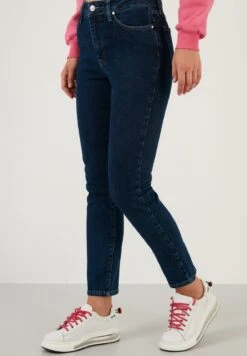 LELA Slim FitJeans Slim FitLight Blue Donna Jeans L6S21N003-K11 -Lela 26959a05d5cf49218d0a4792b61a2af2