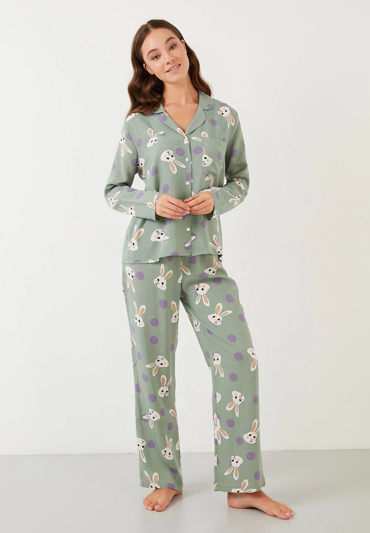 LELA SetPigiamaGreen Donna Intimo Notte E Loungewear L6S81P007-M11 2 LELA SetPigiamaGreen Donna Intimo Notte E Loungewear L6S81P007-M11 - immagine 2
