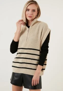 LELA Regular FitT-Shirt Con StampaStone Donna T-shirt E Top L6S21D02C-C11 -Lela 3e090399cabd4c4e9526b7af7b9f181b