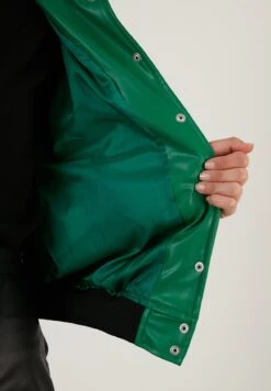 LELA Loose FitGiacca In SimilpelleBenetton Color Donna Giacche E Blazer L6S21U01C-M11 -Lela 41de783e4ba74ace91439a82cd1cb68e