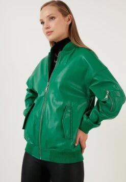 LELA Loose FitGiacca In SimilpelleBenetton Color Donna Giacche E Blazer L6S21U01P-M11 13 LELA Loose FitGiacca In SimilpelleBenetton Color Donna Giacche E Blazer L6S21U01P-M11 -Lela 451b272d047a4090ac96e50f85fe0576