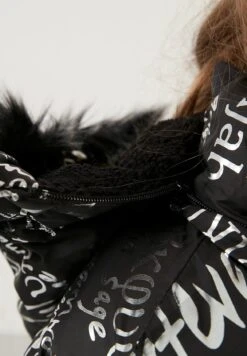 LELA Regular FitCappotto InvernaleBlack Bambini Abbigliamento Outwear L6S23L00F-Q11 6 LELA Regular FitCappotto InvernaleBlack Bambini Abbigliamento Outwear L6S23L00F-Q11 -Lela 4ba216da656d47d78f498b93815f339b