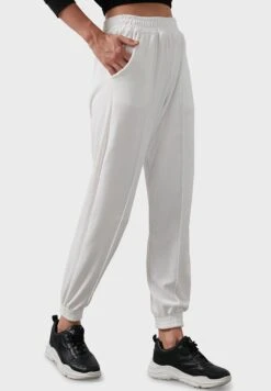 LELA Regular Fit - Pantaloni Sportivi - Ecru -Lela 4dd278dccf79483392beee6c8d943f0c