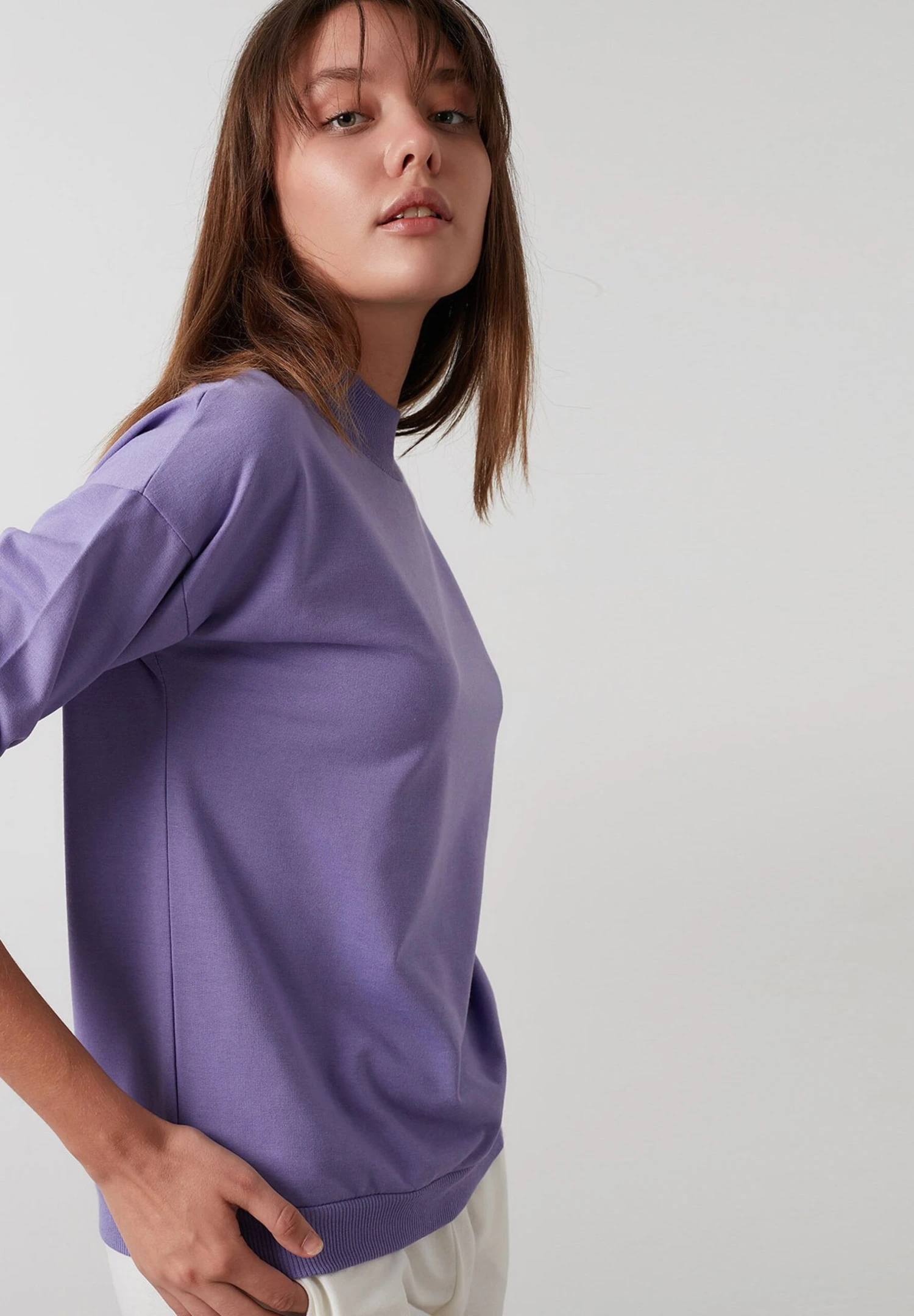 LELA Regular FitFelpaLilac Donna Felpe L6S21J00D-I12 3 LELA Regular FitFelpaLilac Donna Felpe L6S21J00D-I12 - immagine 3