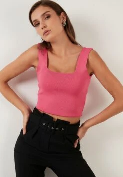 LELA Slim Fit - Top - Fuchsia
