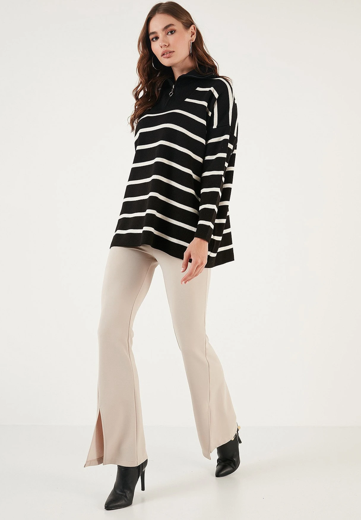 LELA MaglioneBlack/Light Stone Donna Maglieria L6S21I05C-Q11 2 LELA MaglioneBlack/Light Stone Donna Maglieria L6S21I05C-Q11 - immagine 2