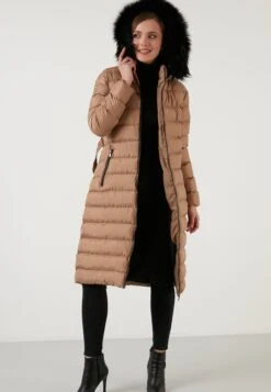 Lela -Lela 6395fff913f64c768f9d08942cc6c178