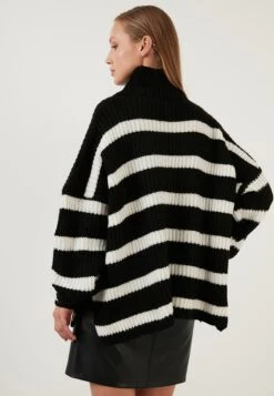 LELA MaglioneBlack Donna Maglieria L6S21I04P-Q11 -Lela 680234d8686147f6b1099958bd5e76f0