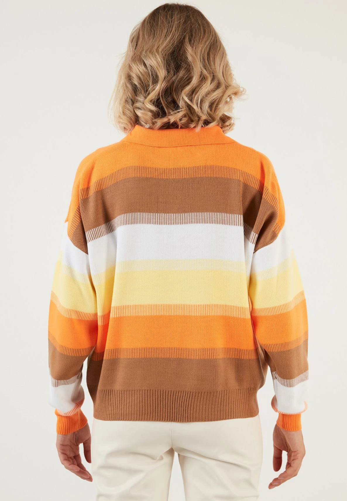 LELA PoloCaramel Donna T-shirt E Top L6S21D02A-O11 3 LELA PoloCaramel Donna T-shirt E Top L6S21D02A-O11 - immagine 3