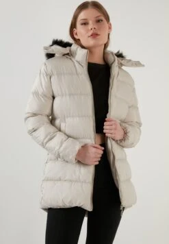 LELA Cappotto InvernaleStone Colored Donna Cappotti L6S21U00H-C11 -Lela 71b66228f82a417a9cdd3813fbc1ffc0