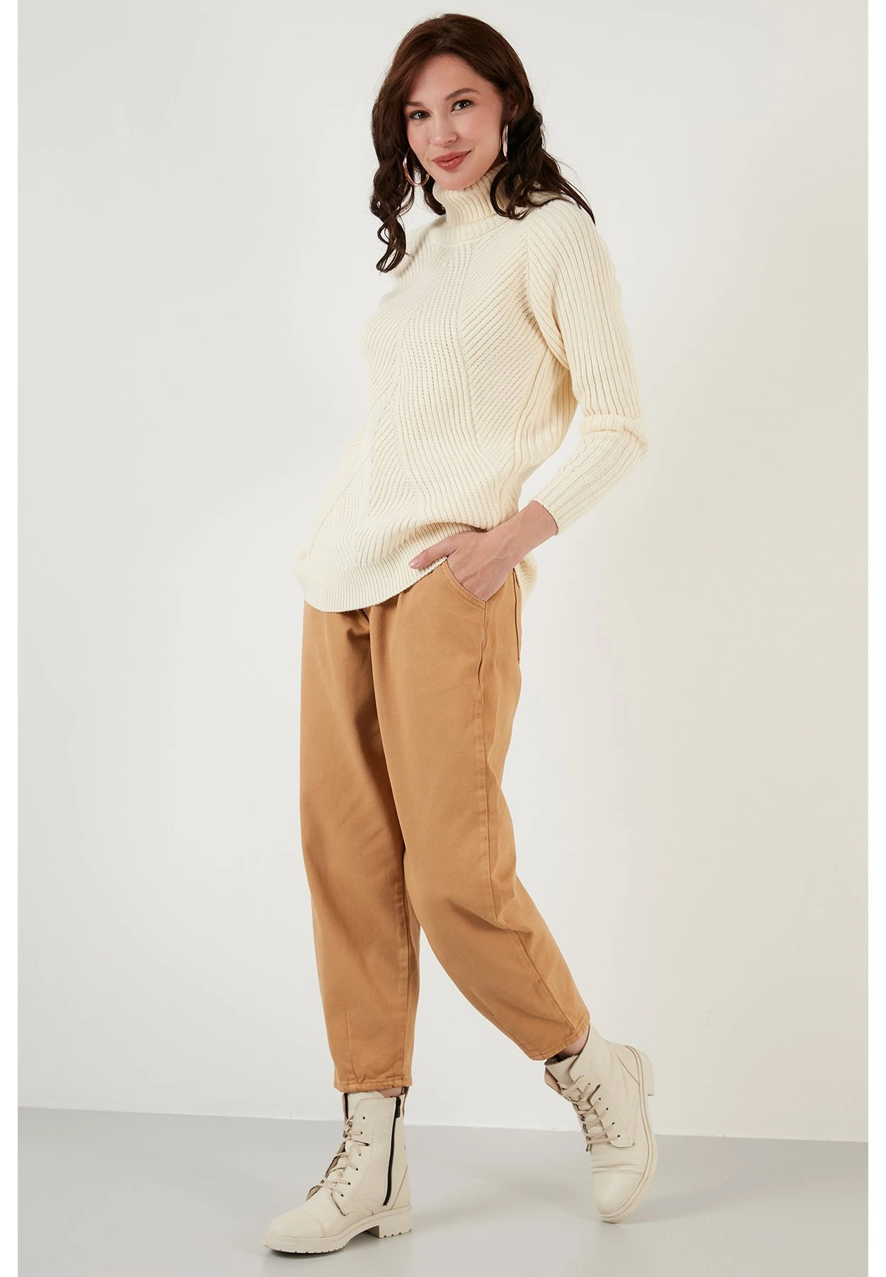 LELA Regular Fit - Maglione - Light Stone 2 LELA Regular Fit - Maglione - Light Stone - immagine 2