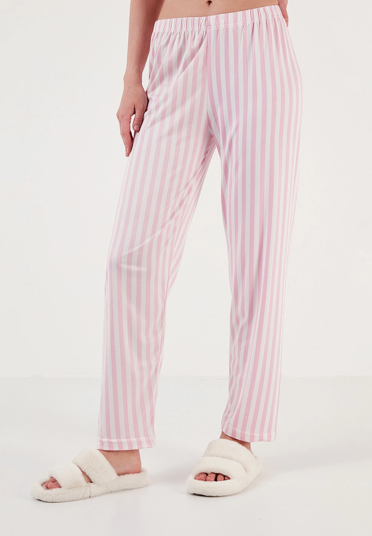 LELA Soft Touch SetPigiamaPink Donna Intimo Notte E Loungewear L6S81P00R-J12 5 LELA Soft Touch SetPigiamaPink Donna Intimo Notte E Loungewear L6S81P00R-J12 - immagine 5