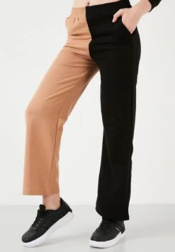 LELA Regular FitPantaloni SportiviBiscuit Color/Black Donna Pantaloni L6S21A00Q-O11 -Lela 811beb1a7e0b48ea945dbbb3d70828ff