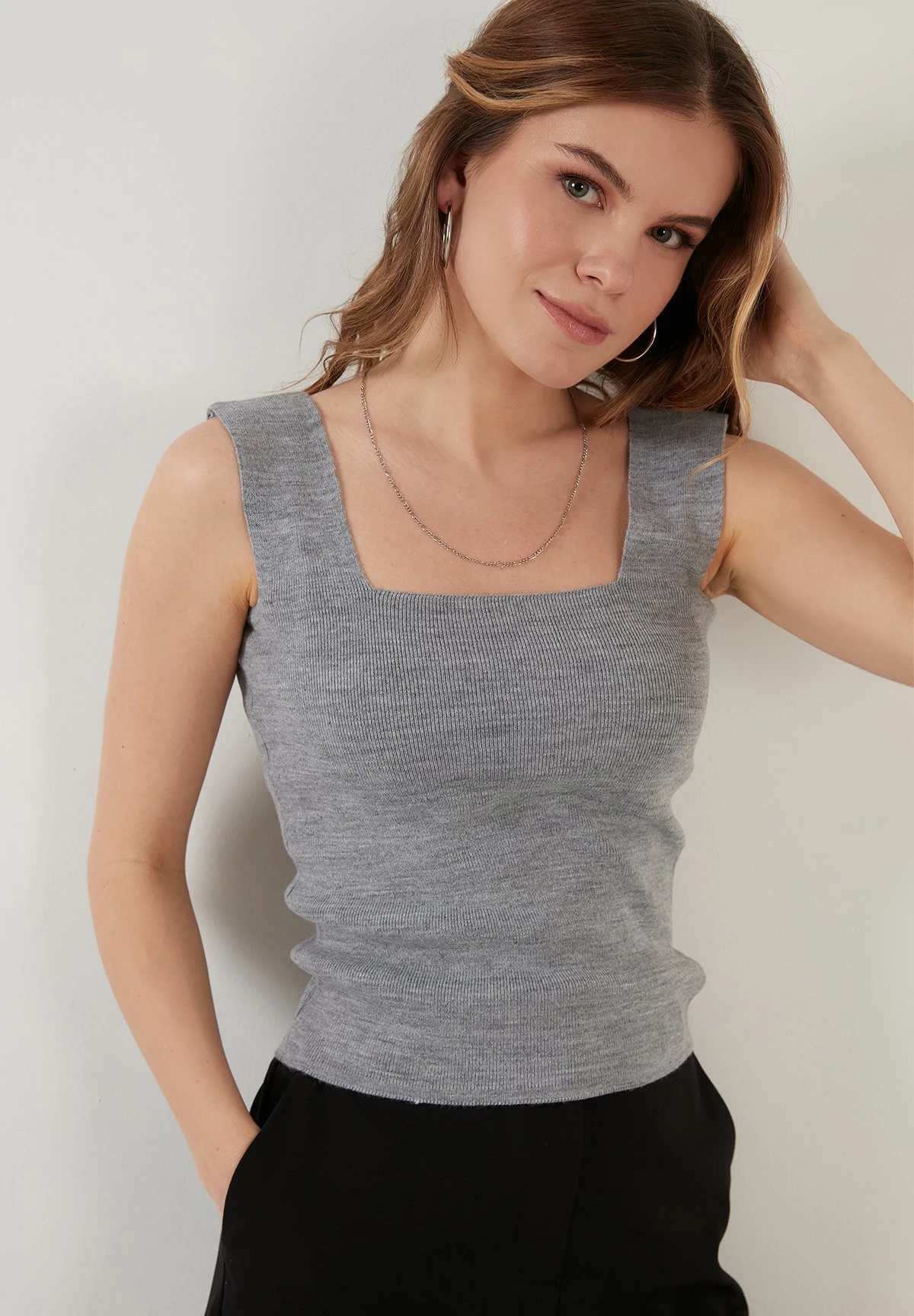 LELA Regular Fit - Top - Grey 5 LELA Regular Fit - Top - Grey - immagine 5