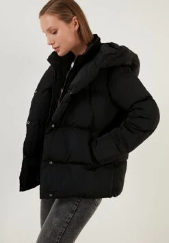 LELA Giacca InvernaleBlack Donna Giacche E Blazer L6S21U00V-Q11 -Lela a6bf6eab0fd8451faa55fea73bbb3073