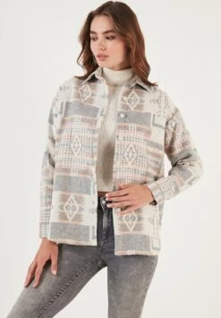 LELA CamiciaBeige Donna Camicie E Bluse L6S21E06B-B11 -Lela b7a0bcae0239477284c89cf04a35e129