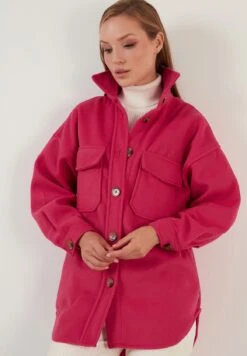 LELA Loose Fit - Giacca Leggera - Fuchsia -Lela b96f5590f3454bbeb6348f639a09c104