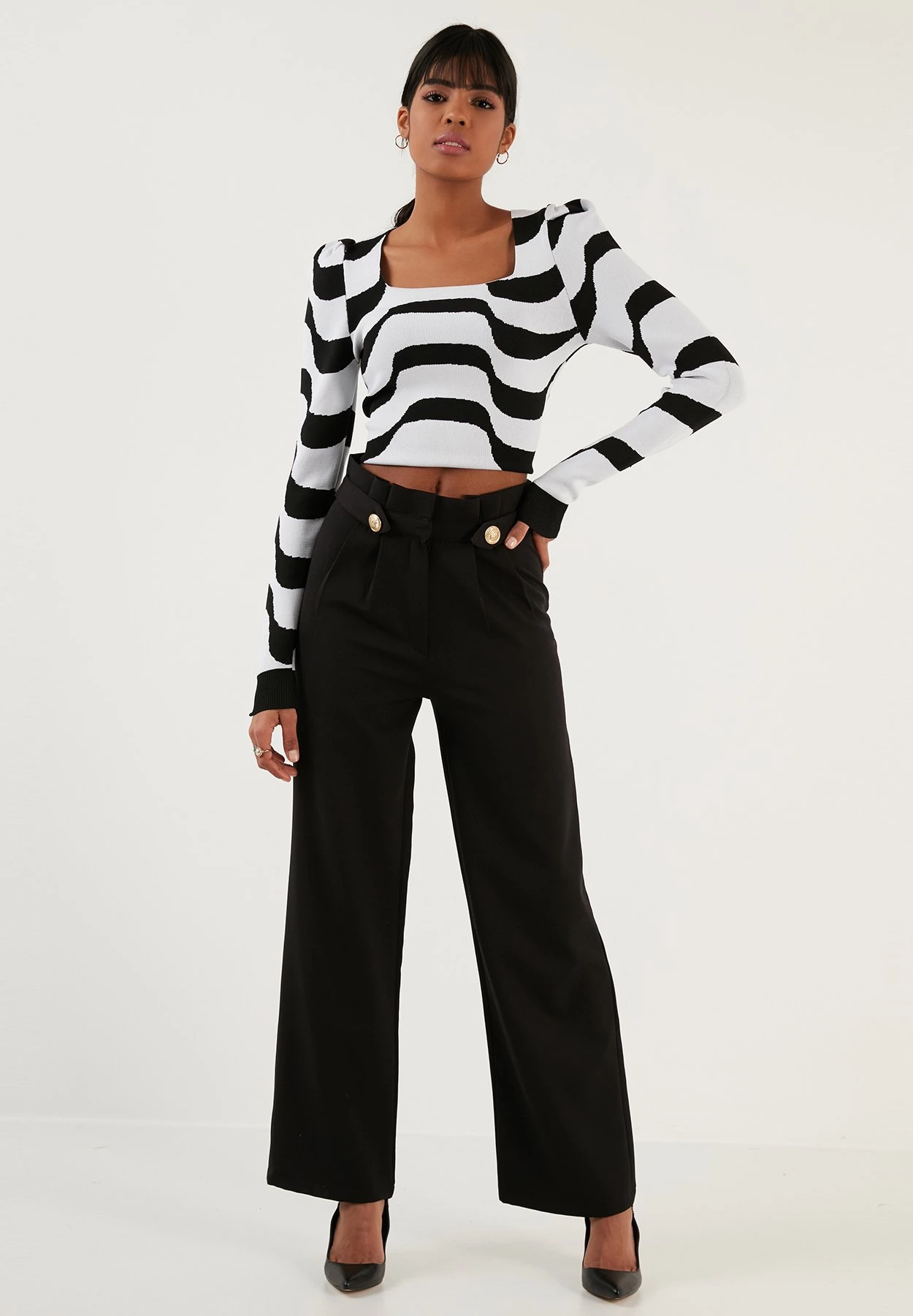 LELA Regular FitPantaloniBlack Donna Pantaloni L6S21A01C-Q11 2 LELA Regular FitPantaloniBlack Donna Pantaloni L6S21A01C-Q11 - immagine 2