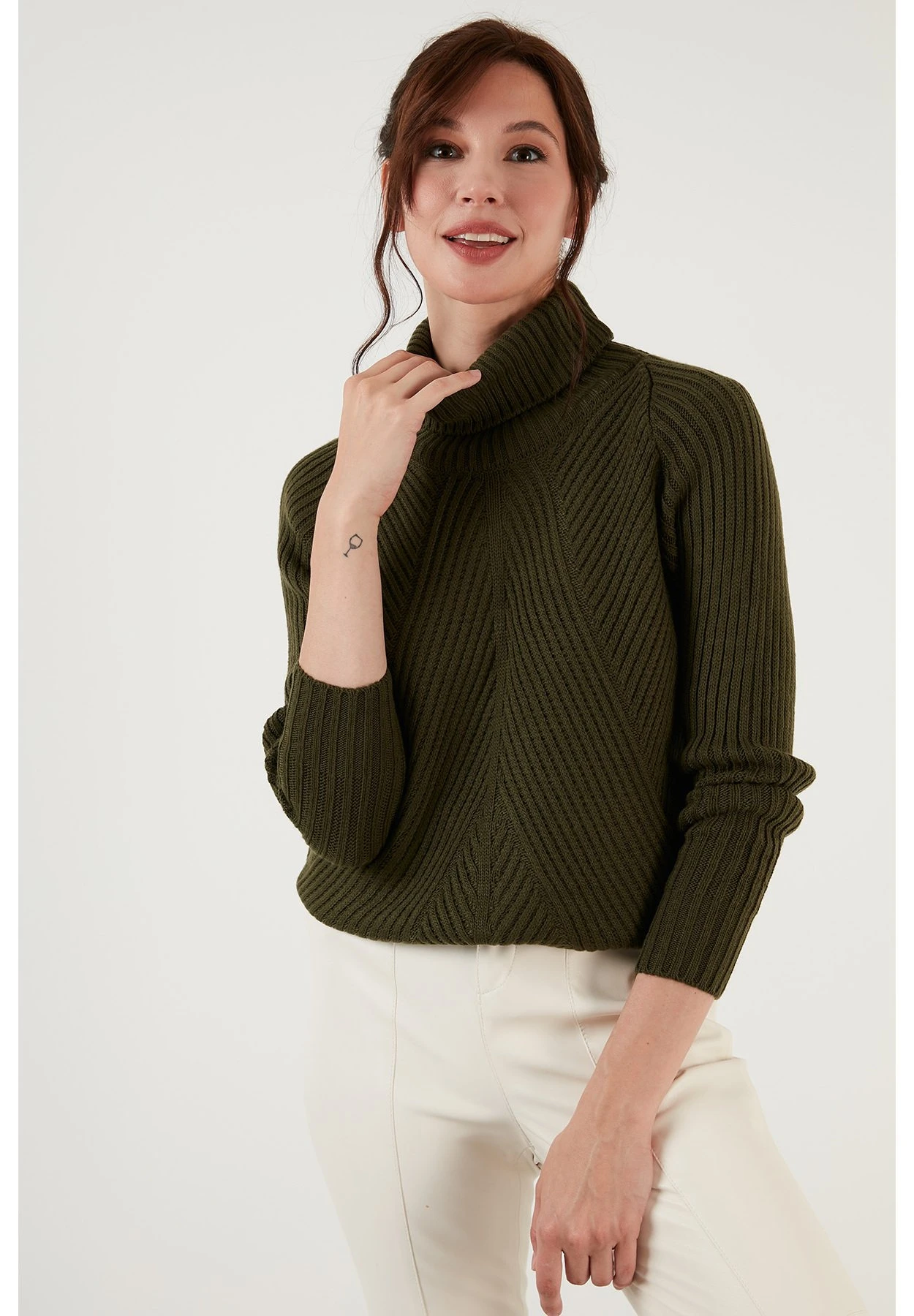 LELA Regular Fit - Maglione - Khaki 4 LELA Regular Fit - Maglione - Khaki - immagine 4