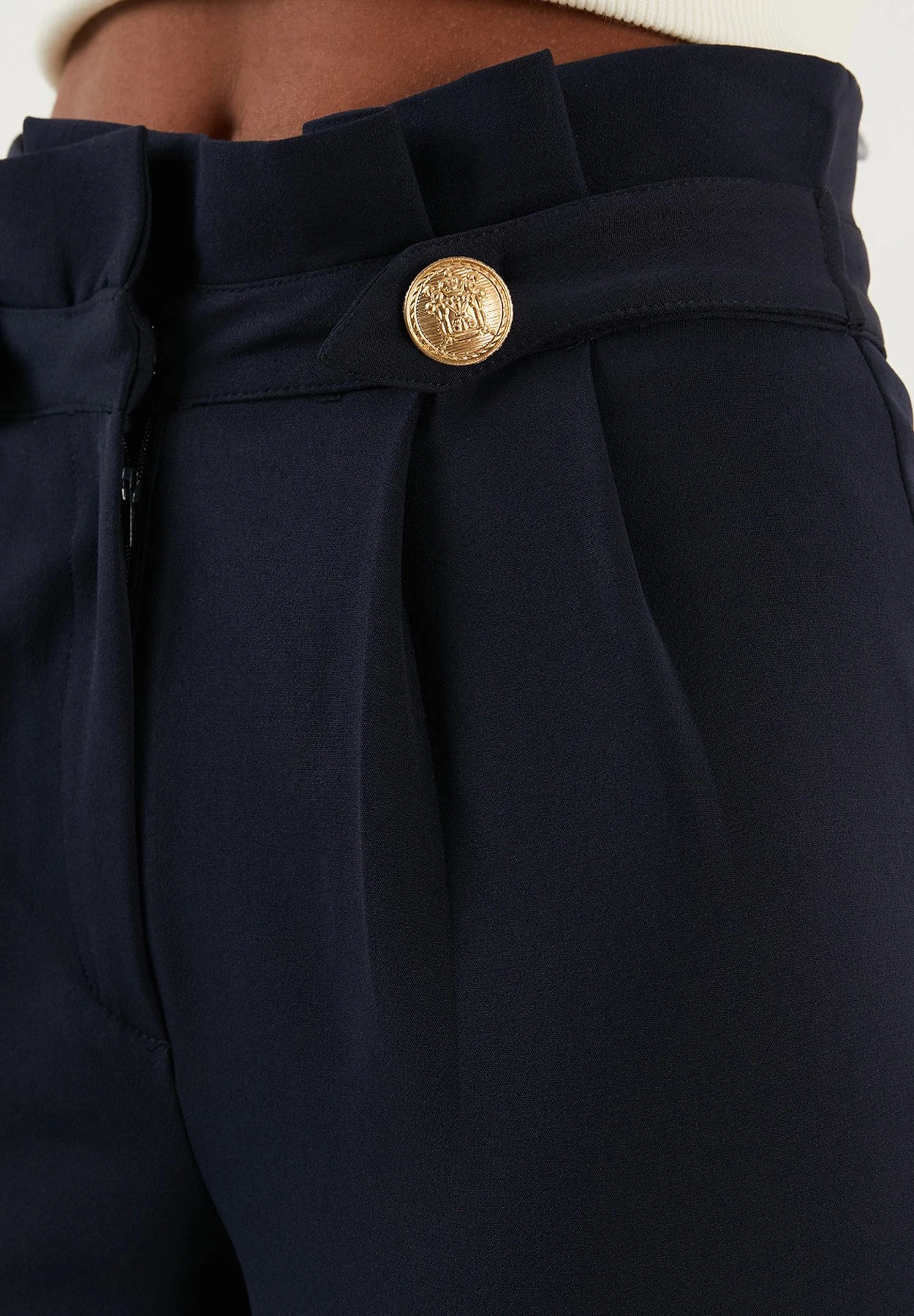 LELA Regular FitPantaloniDark Blue Donna Pantaloni L6S21A01C-K11 5 LELA Regular FitPantaloniDark Blue Donna Pantaloni L6S21A01C-K11 - immagine 5