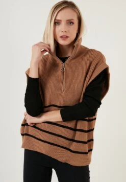 LELA Regular FitT-Shirt Con StampaBrown Donna T-shirt E Top L6S21D02C-O11 8 LELA Regular FitT-Shirt Con StampaBrown Donna T-shirt E Top L6S21D02C-O11 -Lela ca8c70b7967149abadbc00bc88779f49