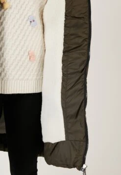 LELA Regular FitCappotto InvernaleKhaki Bambini Abbigliamento Outwear L6S23L00M-N11 -Lela cb2f6f402981438c8904edf1273770a5