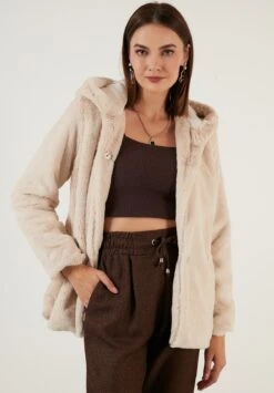 LELA Giacca InvernaleBeige Donna Giacche E Blazer L6S21U01A-B11 12 LELA Giacca InvernaleBeige Donna Giacche E Blazer L6S21U01A-B11 -Lela d4310e4c13e749d3a21ccf105c25b0c1