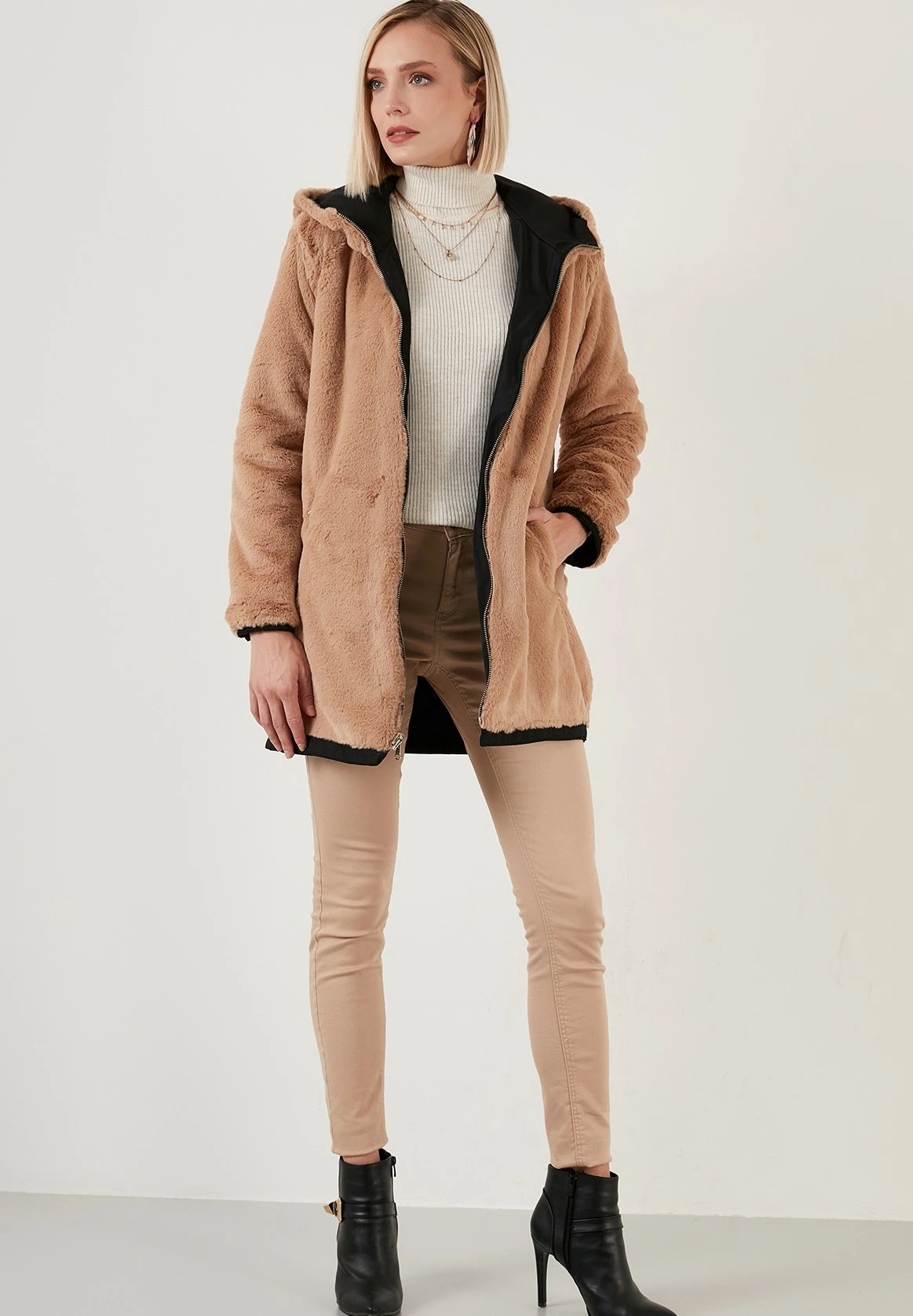 LELA Regular Fit ReversibleCappotto InvernaleSnuff Donna Cappotti L6S21U015-O11 2 LELA Regular Fit ReversibleCappotto InvernaleSnuff Donna Cappotti L6S21U015-O11 - immagine 2