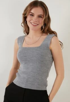 LELA Regular Fit - Top - Grey 8 LELA Regular Fit - Top - Grey -Lela ebe49f21480d486eb42db063ca005303