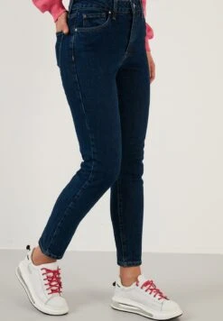 LELA Slim FitJeans Slim FitLight Blue Donna Jeans L6S21N003-K11 -Lela ecbe58be6be847af985d5e9da4341f57