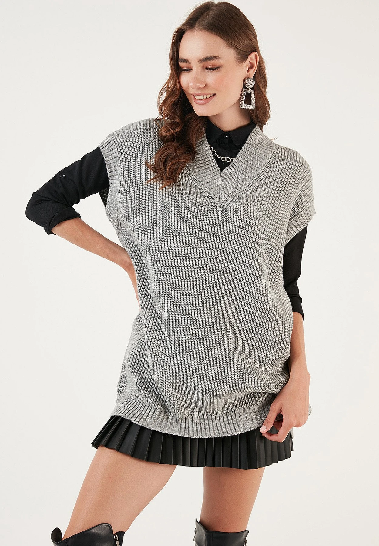 LELA V Neck MaglioneLight Grey Donna Maglieria L6S21I027-C11 3 LELA V Neck MaglioneLight Grey Donna Maglieria L6S21I027-C11 - immagine 3