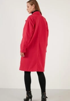 LELA Loose FitCappotto ClassicoFuchsia Donna Cappotti L6S21U01S-J11 9 LELA Loose FitCappotto ClassicoFuchsia Donna Cappotti L6S21U01S-J11 -Lela ff3bd76d23e74127b8e51e1824ece413